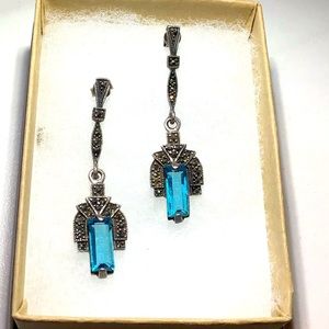 STERLING SILVER 9.25 EARRINGS WITH AQUAMARINE STONE